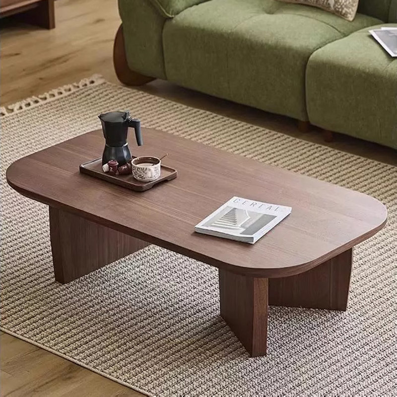 Une table basse à texture naturelle, H 14,96 po x L 47,24 po x l 23,62 po