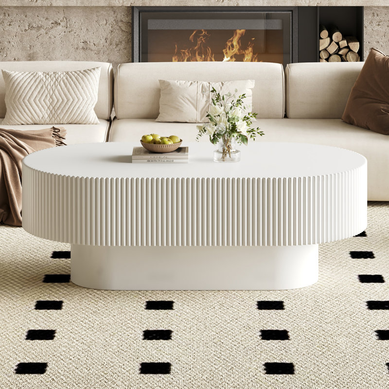 Table basse ovale, 19.52" H x 48.43" W x 26.72" D, Blanc