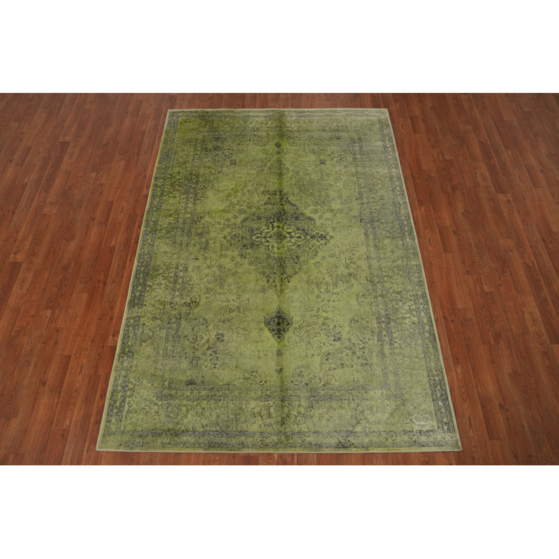 Tapis vert classique à motif floral Timeless 5 x 7