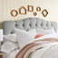 Tête de lit capitonnée et capitonnée, tête de lit en bois massif avec pieds en bois, tête de lit à hauteur réglable de 37 po à 51 po, tête de lit en tissu au design moderne, beige-1110876572-1136142534