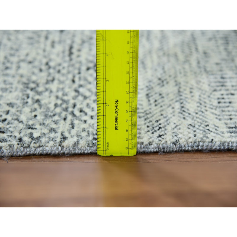 Tapis de couloir nouvel âge en laine 2 pi 5 po x 28 pi 4 po Tomisin