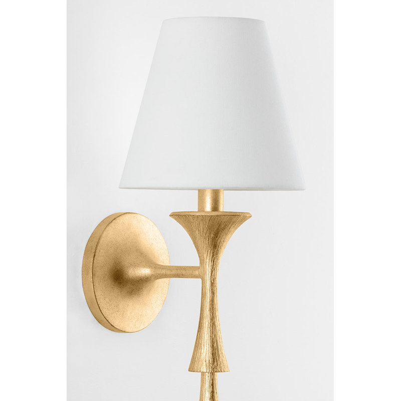 Vails Gate 1 - Light Wallchiere