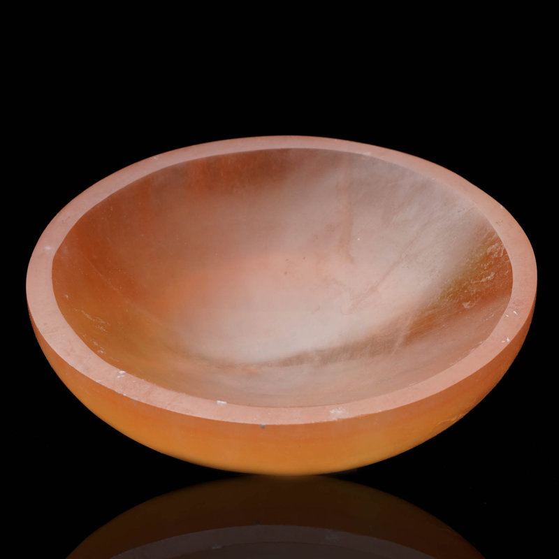 Grand plat en sélénite orange ciselé à la main du Maroc