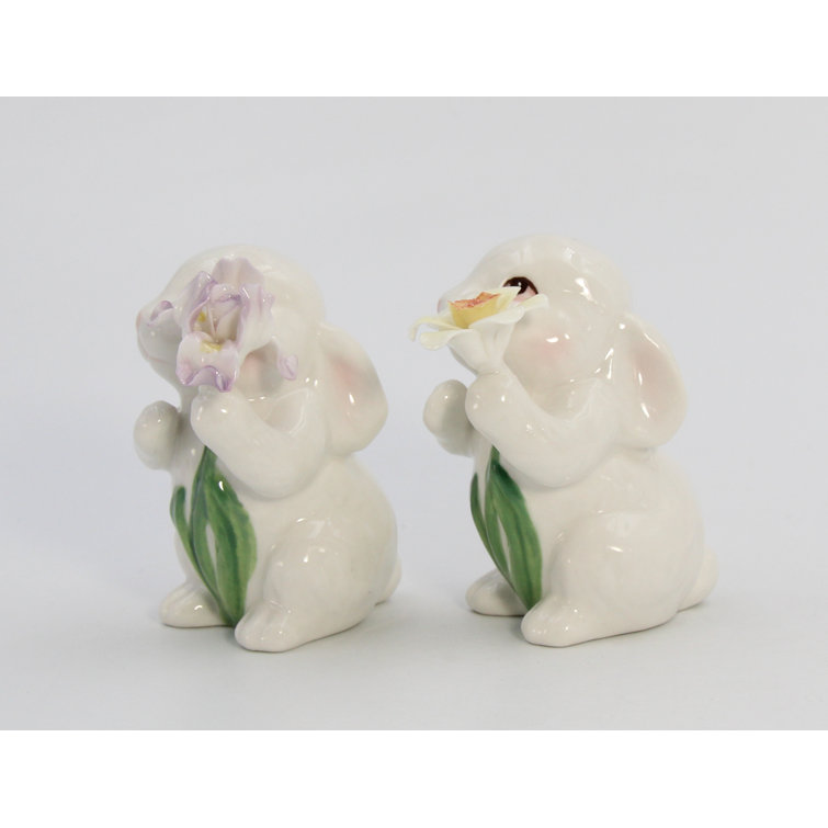 Magnetic Chick in Egg Shell Porcelain Salt and Pepper Shakers, Set of 4 -  Tableware - Cosmos