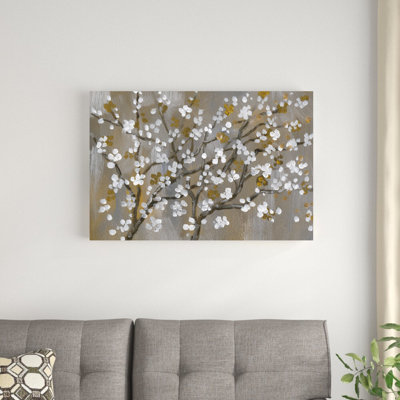 Fleurs peintes en blanc et brun