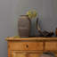 Grand pot en argile sur pied-1430483570