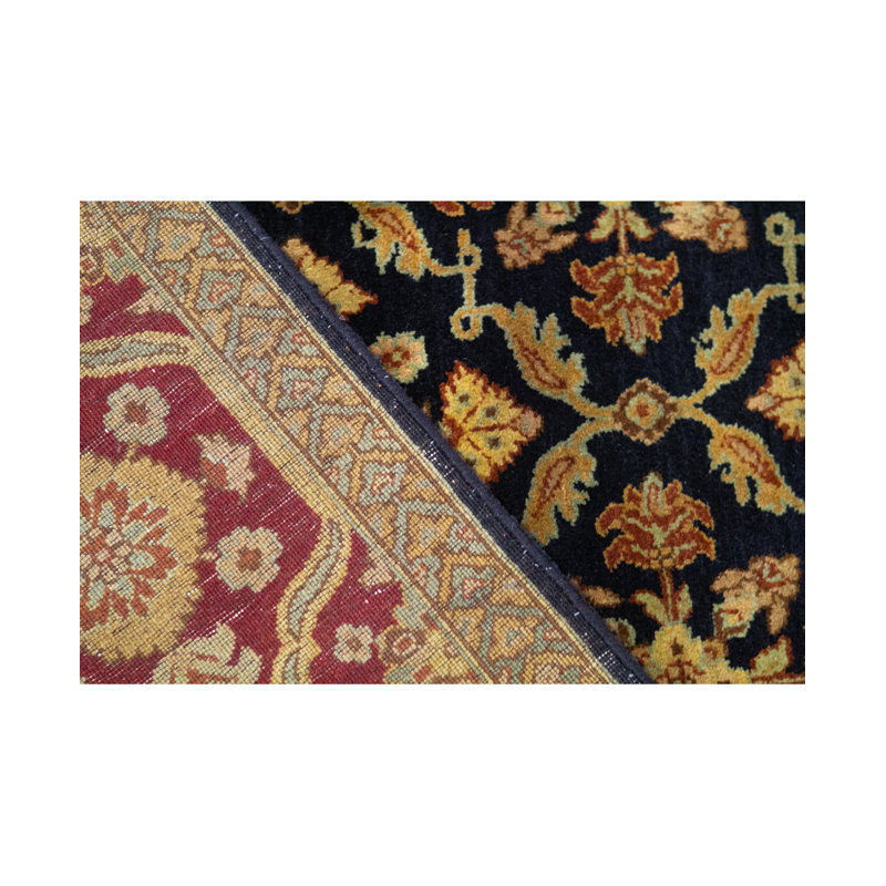 Tapis noir et rouge de haute qualité noué à la main