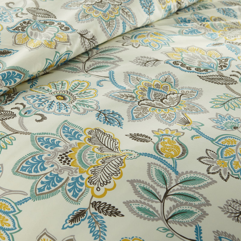Wanderlust Down Alternate Oversized Comforter Set by Southshore Fine linens, Queen Comforter + 2 Standard Shams