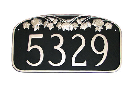 1-Line Lawn Address Sign, Black/Silver