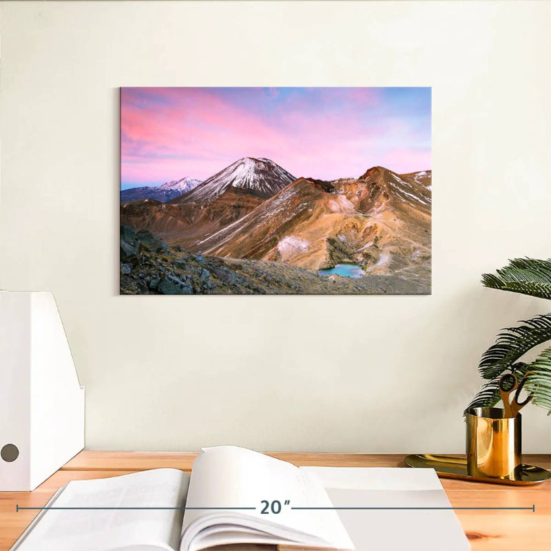 Senne Tongariro Mountainscape, 8" H x 12" W