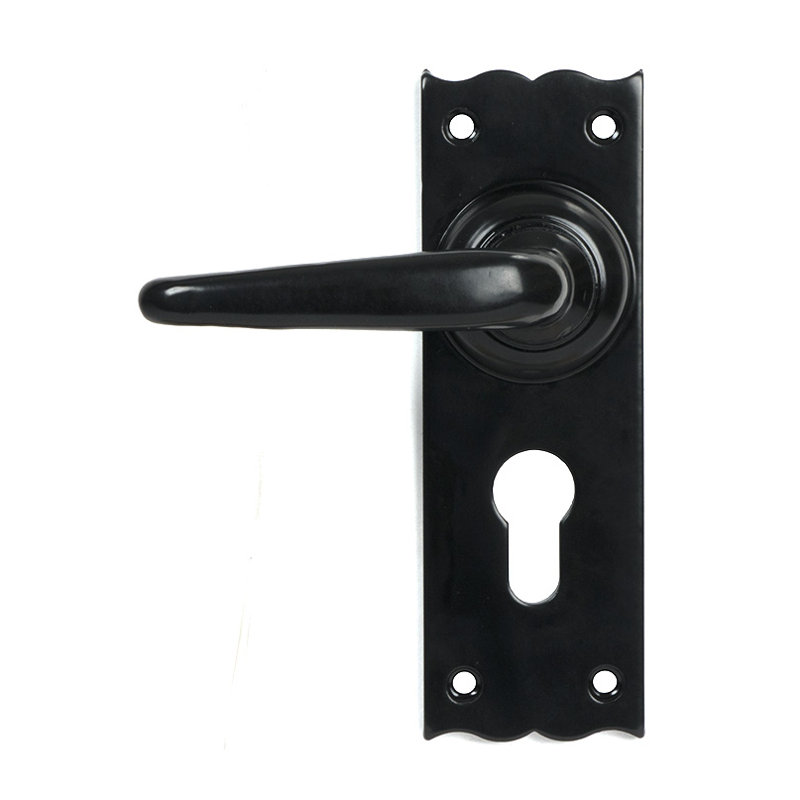 Oak Keyed Door Handle
