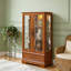 Vitrine lumineuse en verre avec tablettes réglables-712751034