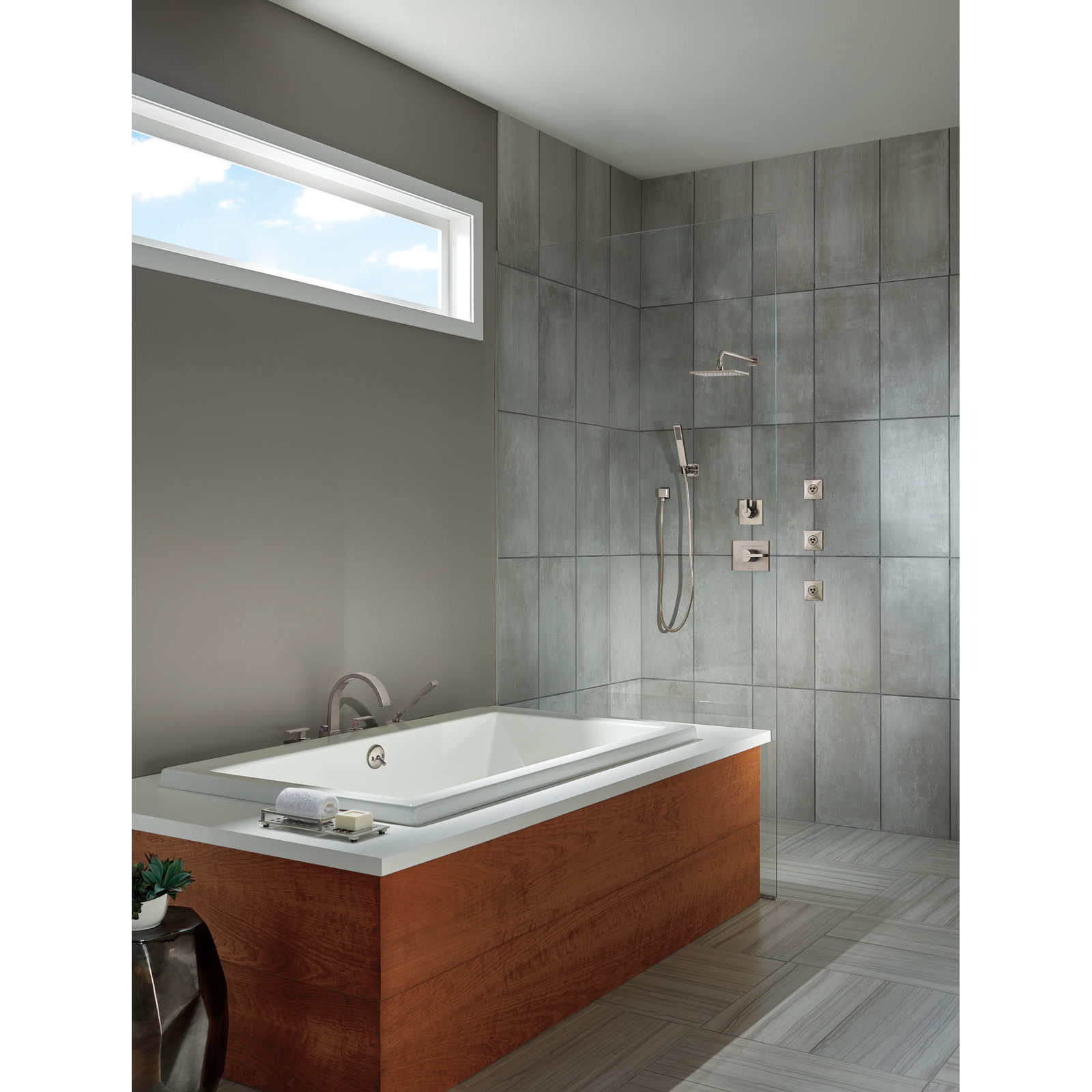 Vero 14 Series Single-Function Shower Faucet, Brilliance Stainless