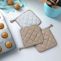 Tan Oven Mitt & Pot Holder Set