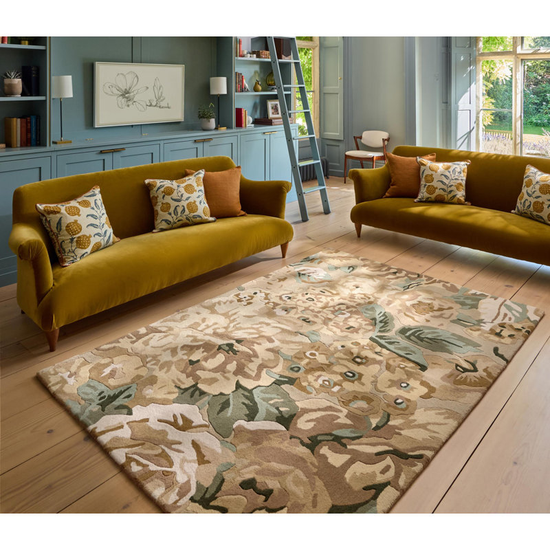 Hand Tufted Wool Floral Area Rug in Birch, Rectangle 5'7" x 7'10"