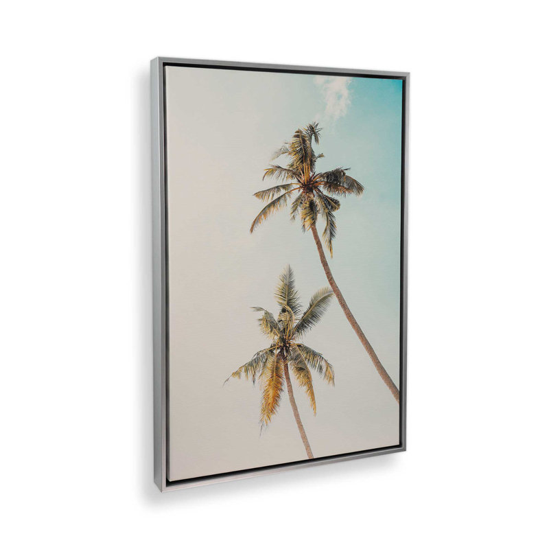 Impression sur toile tendue Sunlit Palm Sky, Cadre flottant en chrome poli, H 36,75 po x l 24,75 po x P 1,75 po