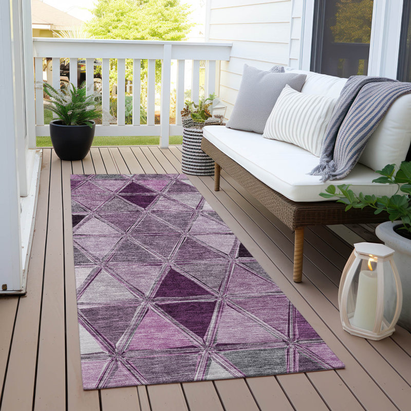 Antuane Washable Geometric Indoor / Outdoor Rug, Runner 2'3" x 7'6"