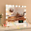 Miroir de maquillage lumineux avec 15 ampoules DEL à intensité variable - Commande tactile, 3 modes de couleur, miroir grossissant x3, haut-parleurs sans fil, chargement USB et Type-C, rotation à 360°, fixation murale/sur table, blanc, 61 x 56 cm