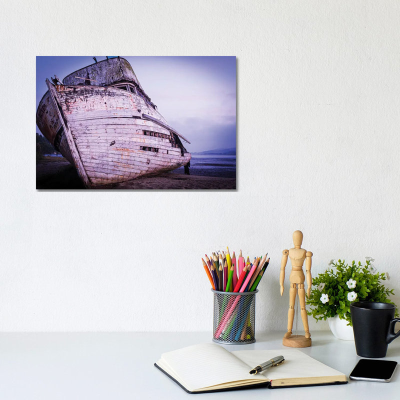 Shipwreck by Heather Roberson - Wrapped Canvas Print, 20.32 cm H x 30.48 cm W