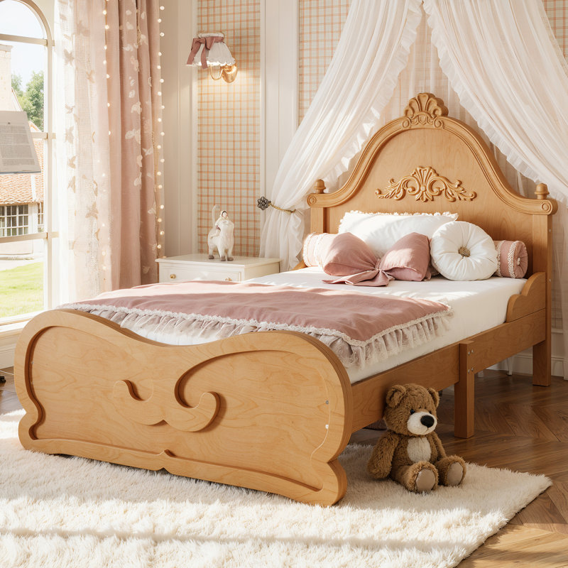 Lit plateforme simple en bois massif avec tête de lit sculptée, structure de lit à profil bas avec lattes, aucun sommier tapissier nécessaire. Naturel