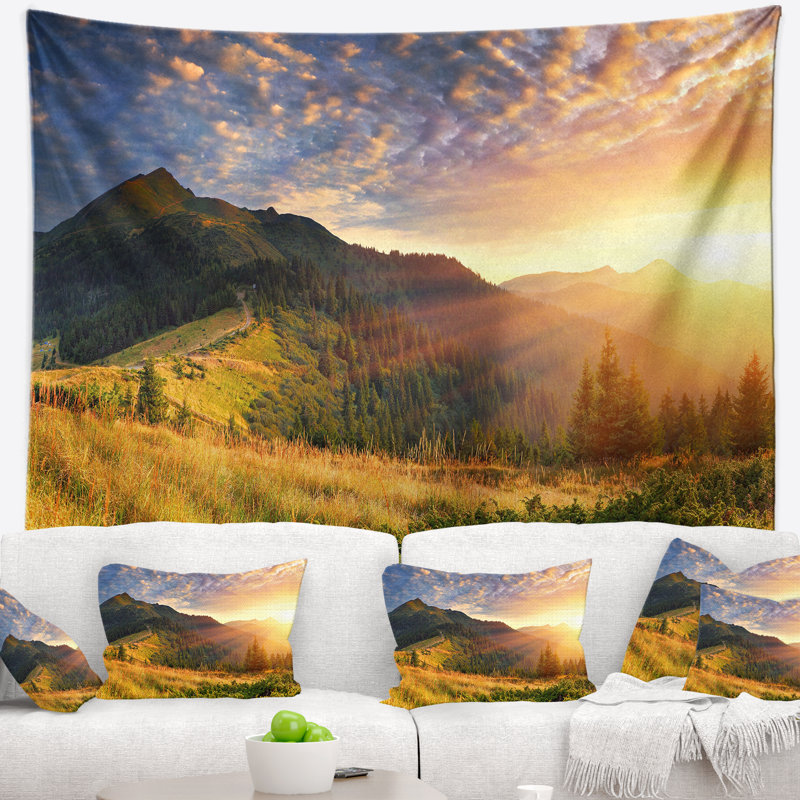 Tapisserie Schafer Summer Sunrise Under Thick Clouds, H 50 po x l 60 po