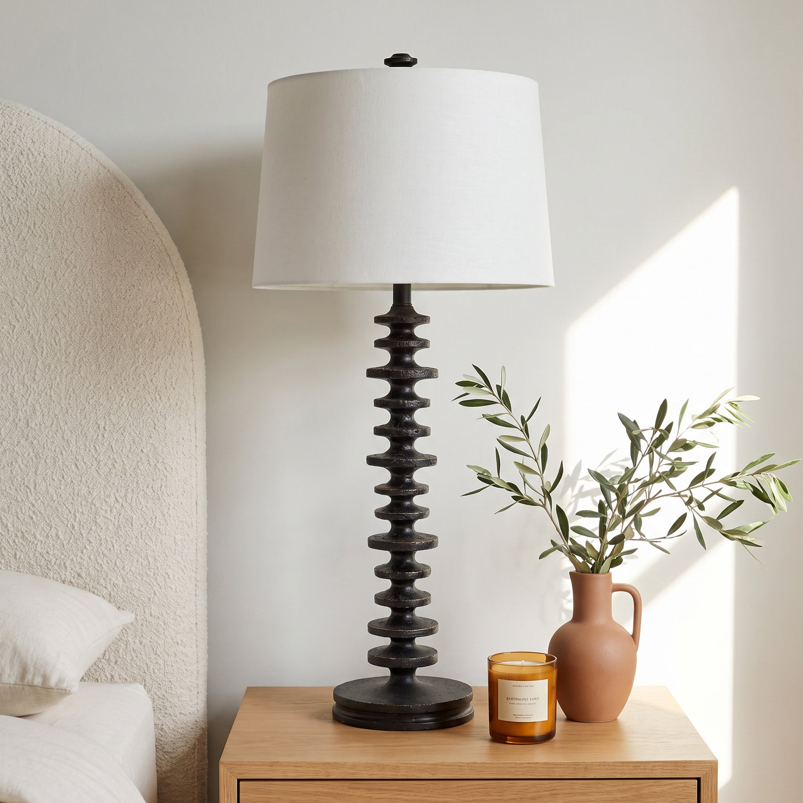 Galey Alix x Livabliss Merrill Table Lamp, Black