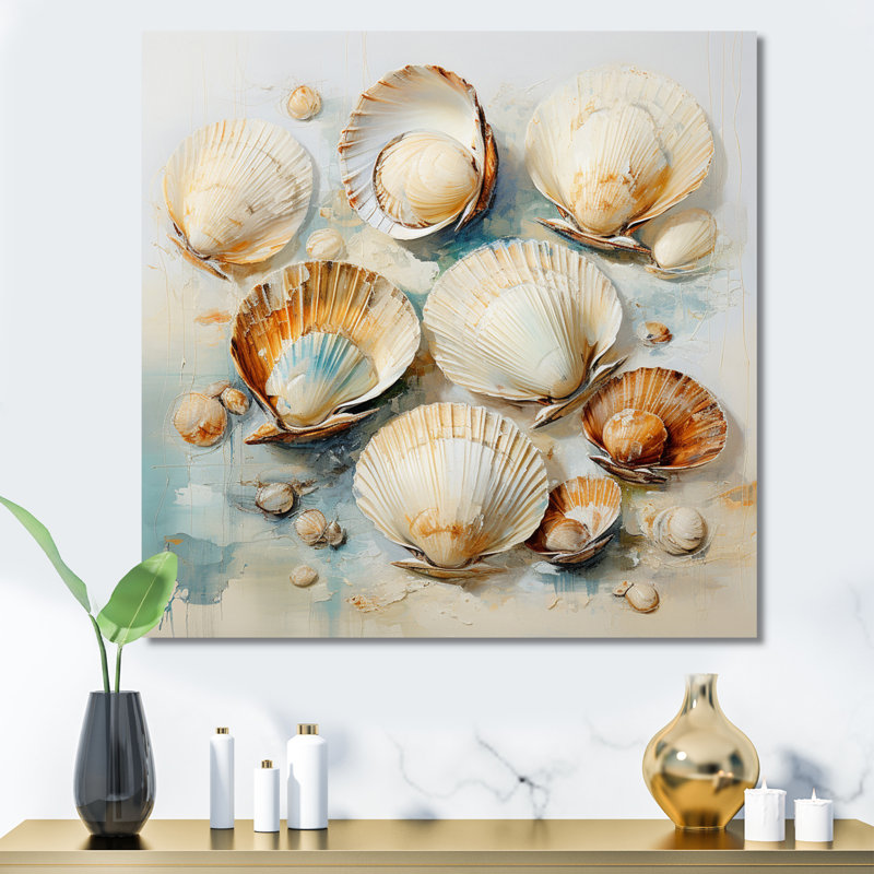 Beige Clam Nautical Treasures I - Animals Wall Decor, H 36 po x l 36 po x P 1,5 po, Toile tendue
