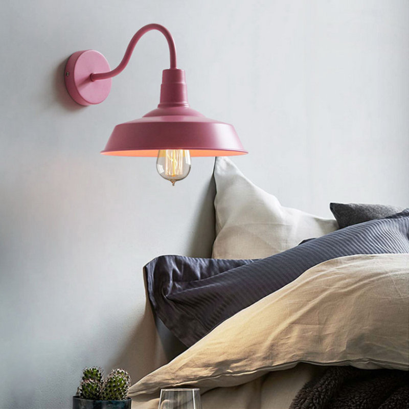 Luminaire de grange d'extérieur rose Fredericktown, H 10 po x l 14 po x P 16 po