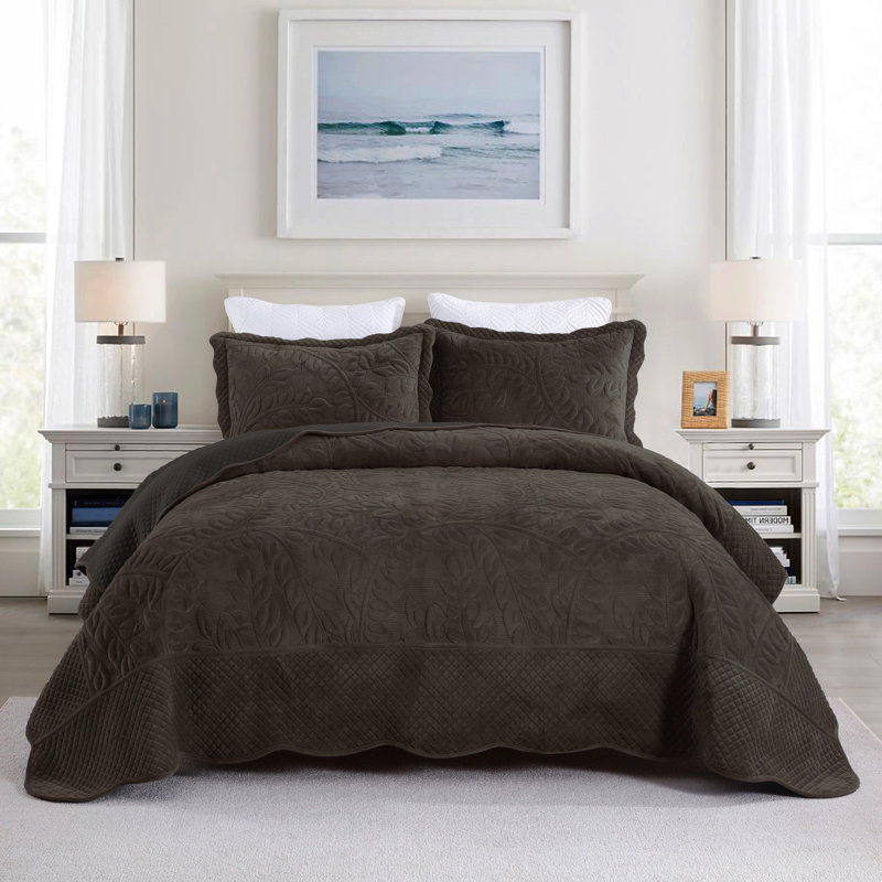 Marcielo Oversized Embroidered Velvet Quilt Set With 2 Pillow Shams, King Quilt + 2 King Shams, Dark Gray