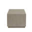 Table basse rectangulaire avec socle et tablette inférieure ouverte dans le salon principal-262105084