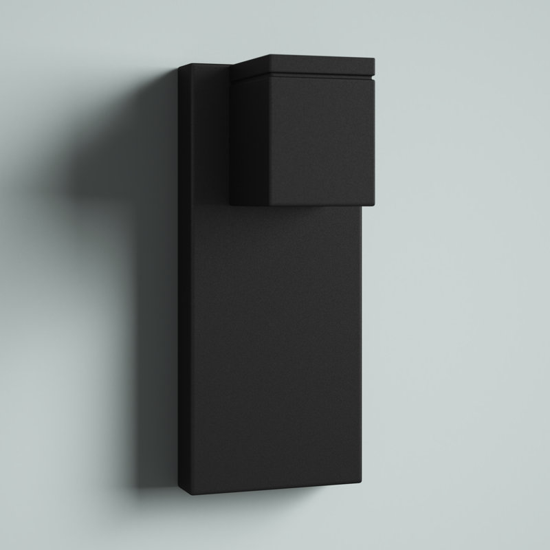 Addilynn Aluminum LED Wall Light, Black