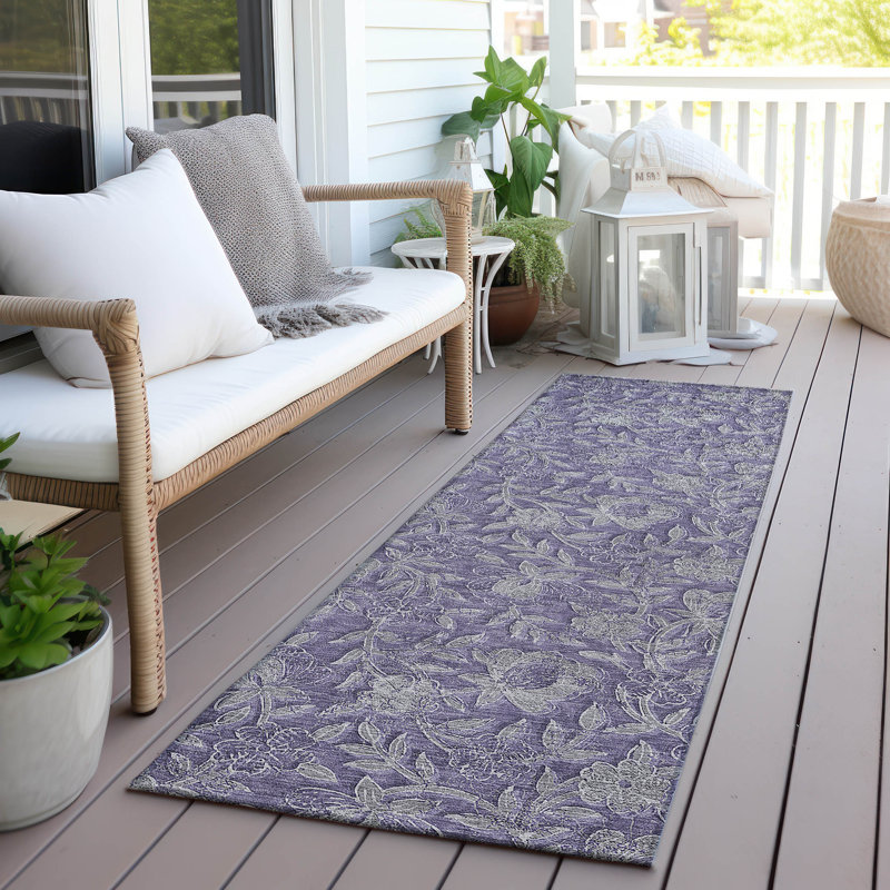 Mahaney Floral Indoor / Outdoor Rug, Runner 2'3" x 7'6"
