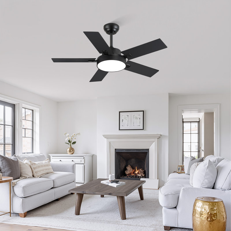  Ventilateur de plafond noir et moderne de 42 po avec grande lumière DEL et télécommande Cissline pour chambres à coucher et salles à manger