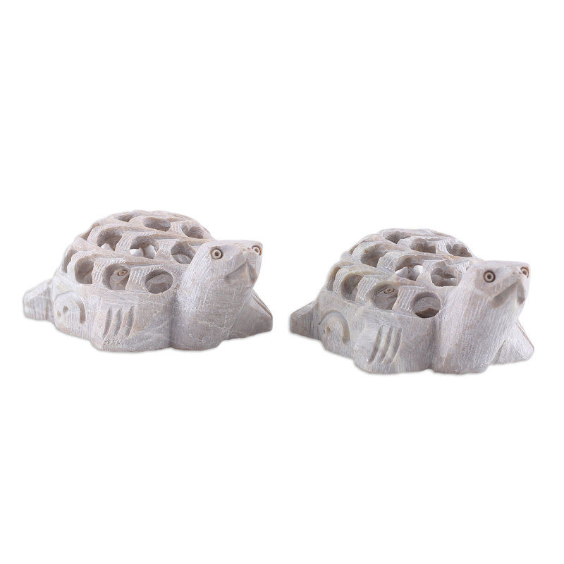 Figurines de pierre à savon fabriquées à la main Bay Isle Home ™