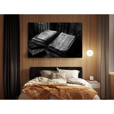Photographie noir et blanc d'un vieux livre sur toile de haute qualité - décoration murale fabriquée à la main - art élégant - cadeau - décoration murale