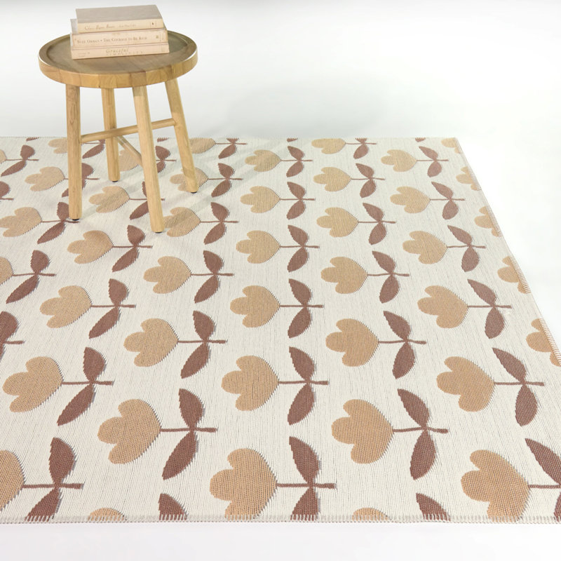 McKenna Coral Floral Farmhouse Indoor/Outdoor Area Rug, 7'10" x 10'
