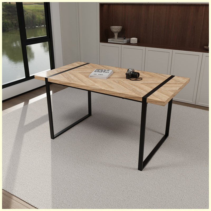 Table de salle à manger moderne et minimaliste