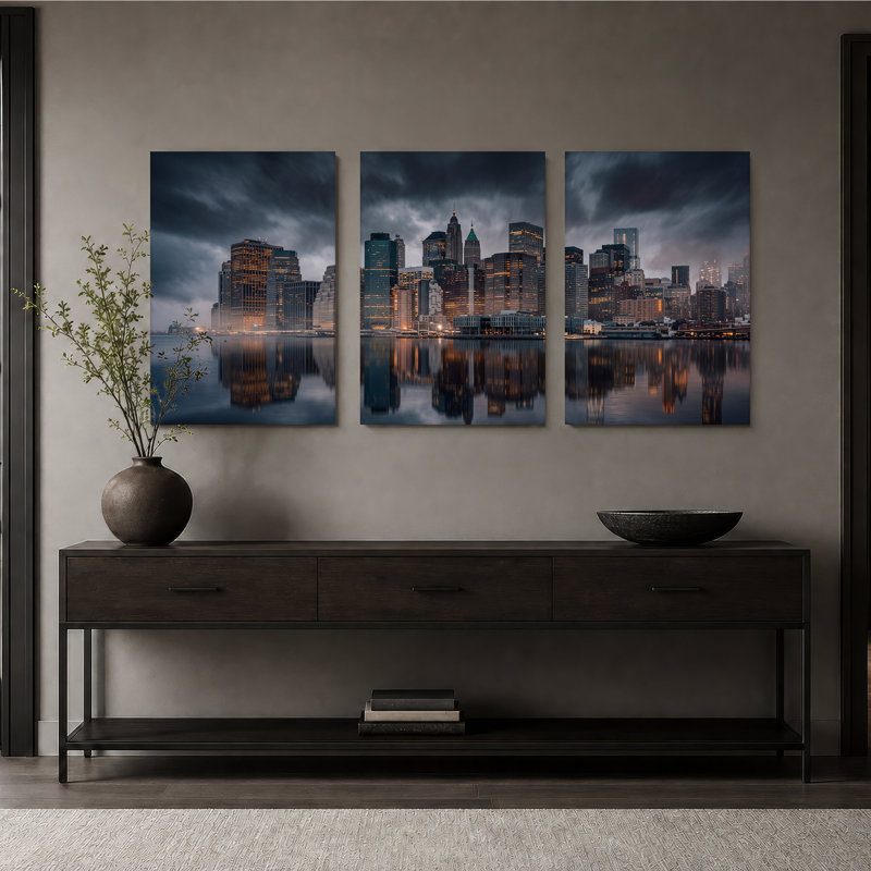 Ensemble d'illustrations murales sur toile Illuminated City Skyline Reflection in Water and Cloudy Sky