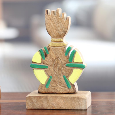 Figurines & Sculptures