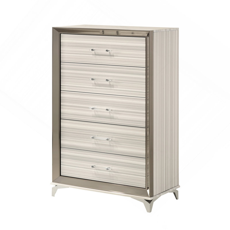 Commode étoile blanche