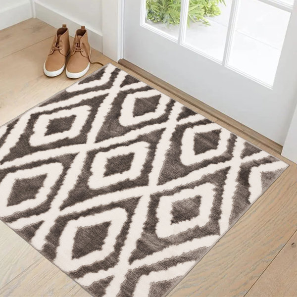 Gray/White Washable Geometric Indoor Doormats with Non Slip Backing