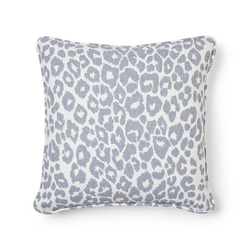 Coussin Iconic Leopard, Ciel, 18 po x 18 po