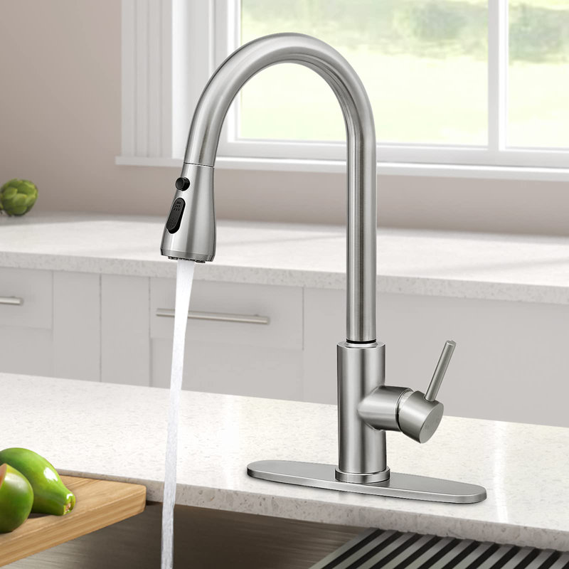 Brushed Nickel Pull Down Kitchen Faucet, Nickel brossé