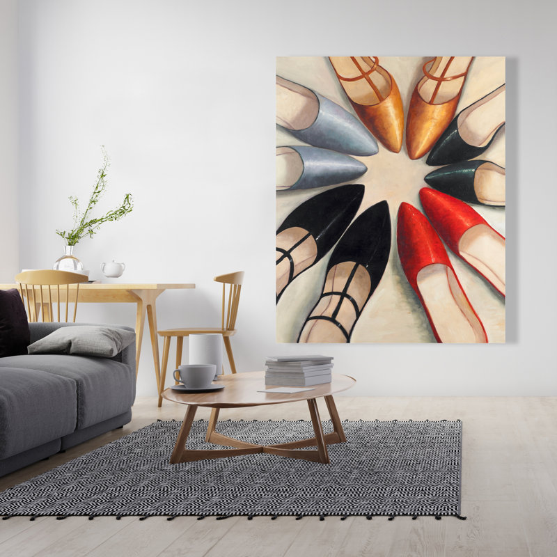 Cinq paires de chaussures femme | Décoration de chambre tendance
