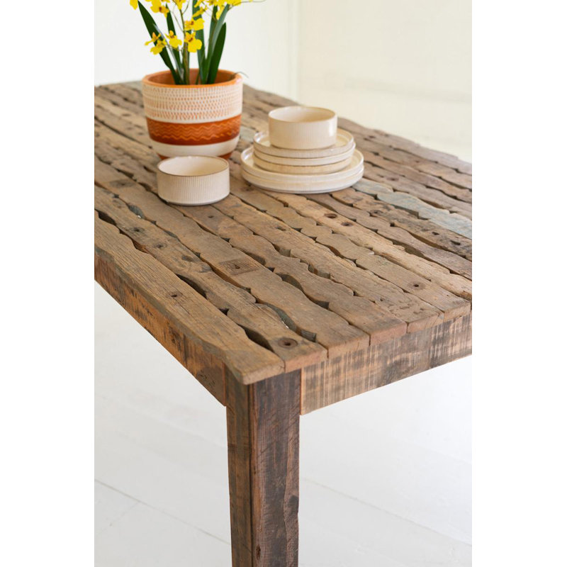 Table à manger en bois recyclé