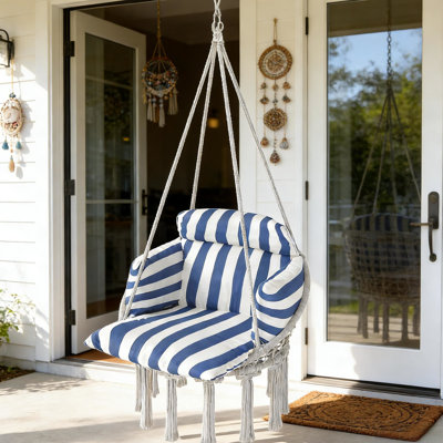 Fauteuil de balançoire d'extérieur à suspension douce avec support pour le cou, le dos, les bras et les jambes, artisanat tissé serré, matériau de 320 g / m², accents de franges, blanc crème, 265 lb de tissu respirant, balançoire sécuritaire, facile à utiliser