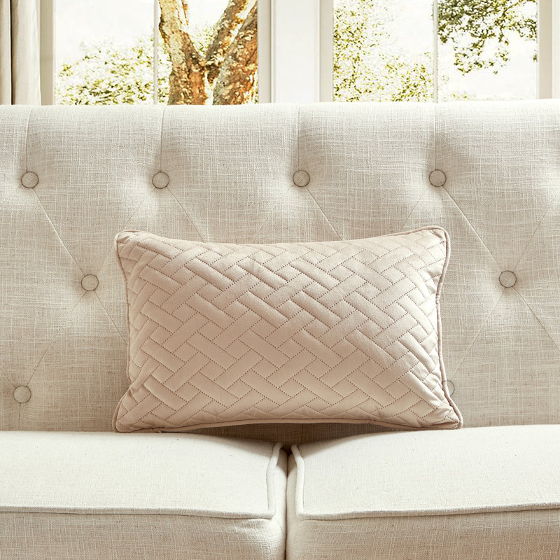 Coussin décoratif en microsuède à chevrons LOS AGENLES, Beige, Plumes