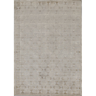 Hand-Knotted High-Quality Beige Area Rug
