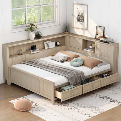 Lit de jour pratique en bois pleine grandeur avec tablettes de rangement et trois tiroirs de rangement spacieux sous le lit, finition lait antique blanc