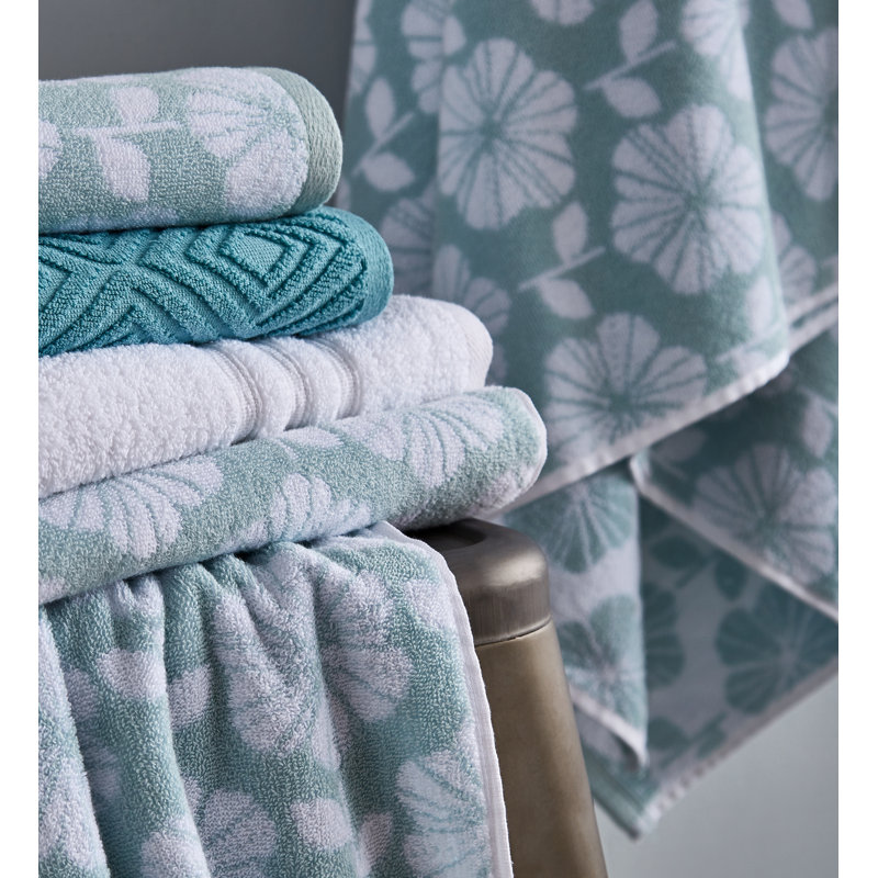 Retro Floral Bath Sheet
